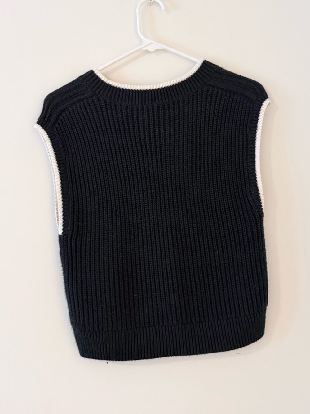 A&F Crewneck Shell Sweater - Picture 5 of 5
